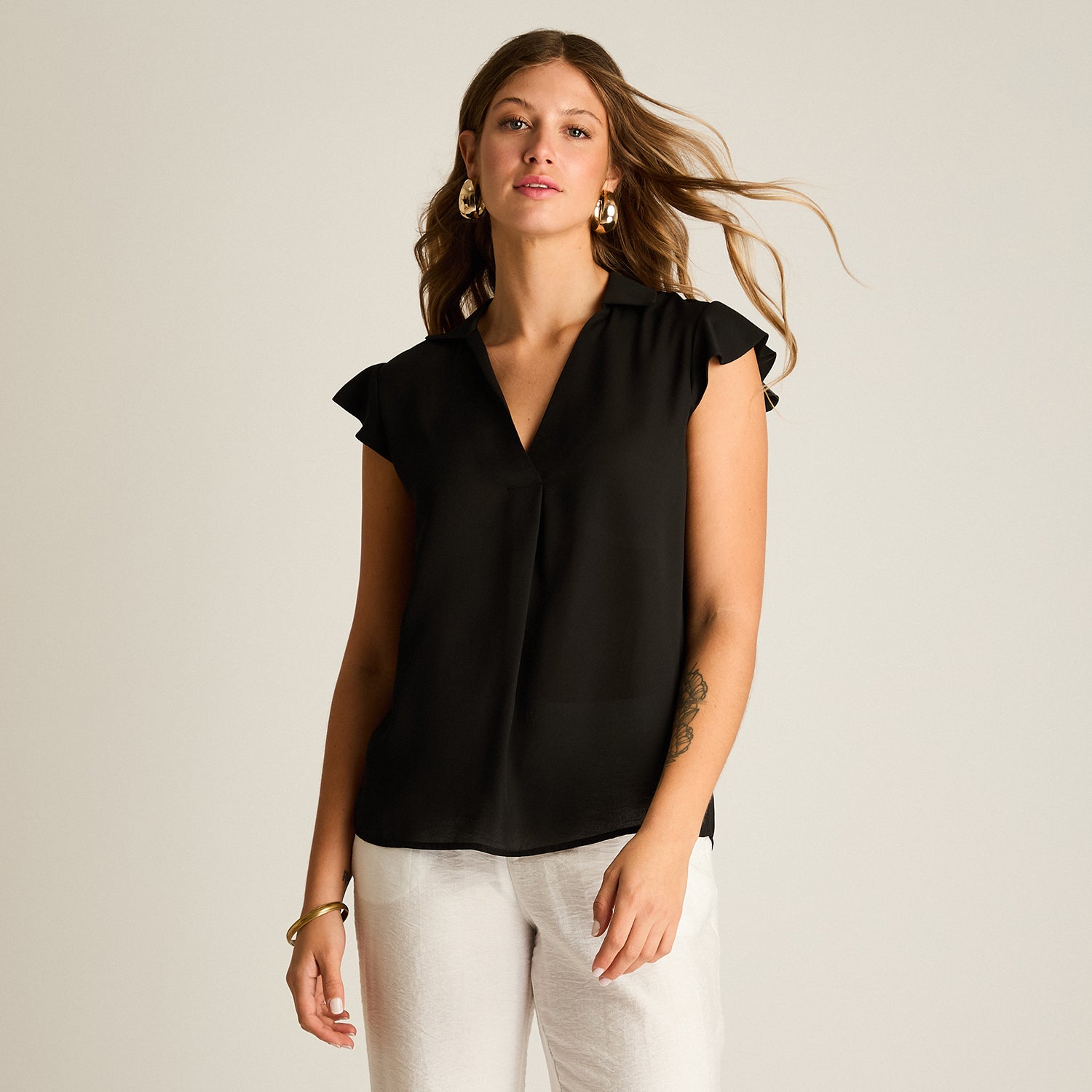 Blusa Negra Manga Corta